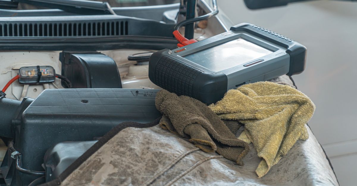 Diagnostic scanner used for engine and transmission diagnostics
